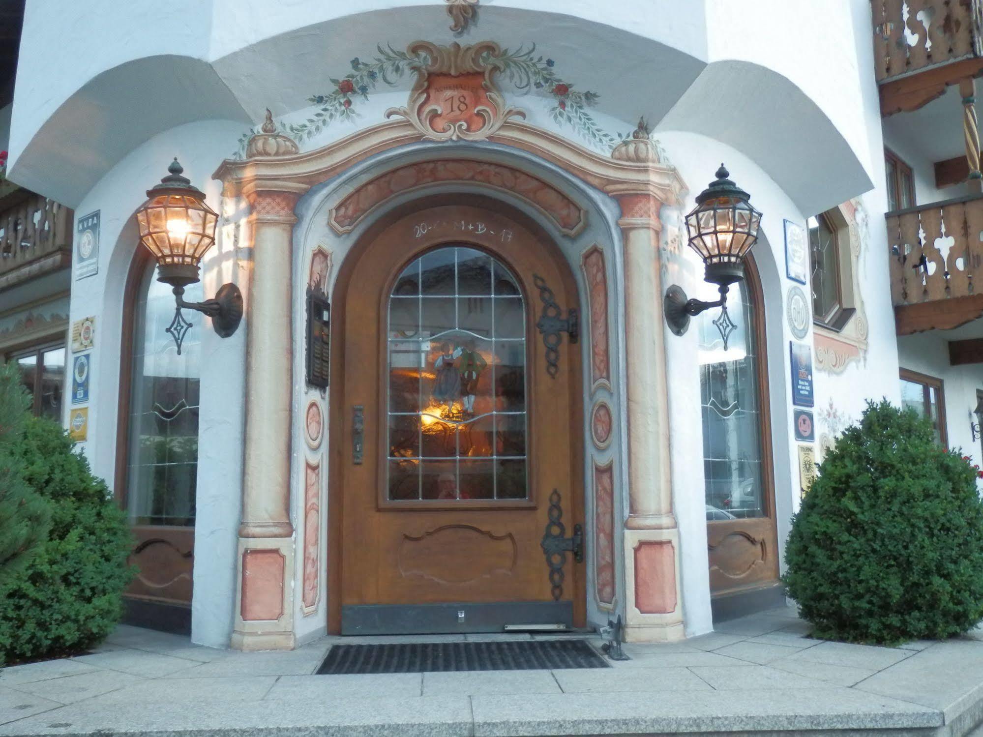 Alpenappartement Europa Sankt Johann in Tirol Exterior foto