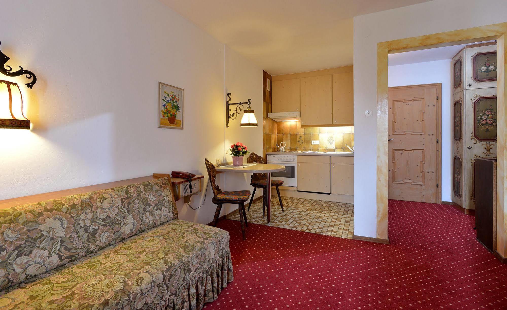 Alpenappartement Europa Sankt Johann in Tirol Exterior foto